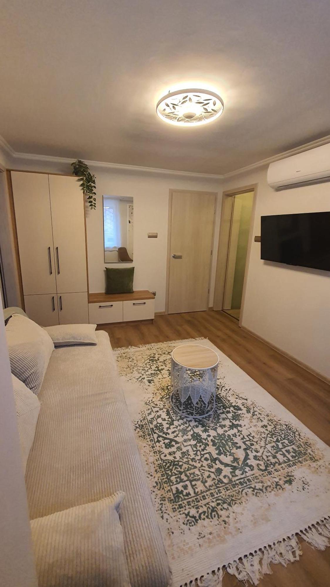 Mi Casa Plantas Lägenhet Mosonmagyaróvár Exteriör bild